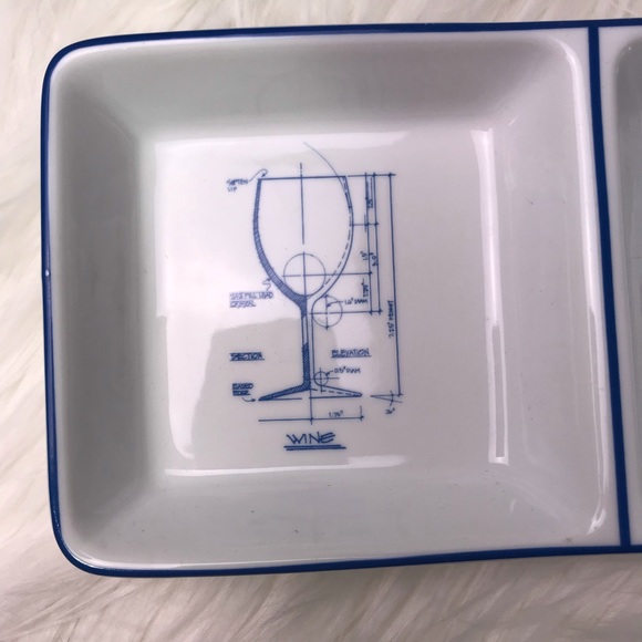 Signature Porcelain Martini Wine Compartment Tray - Picture 2 of 8